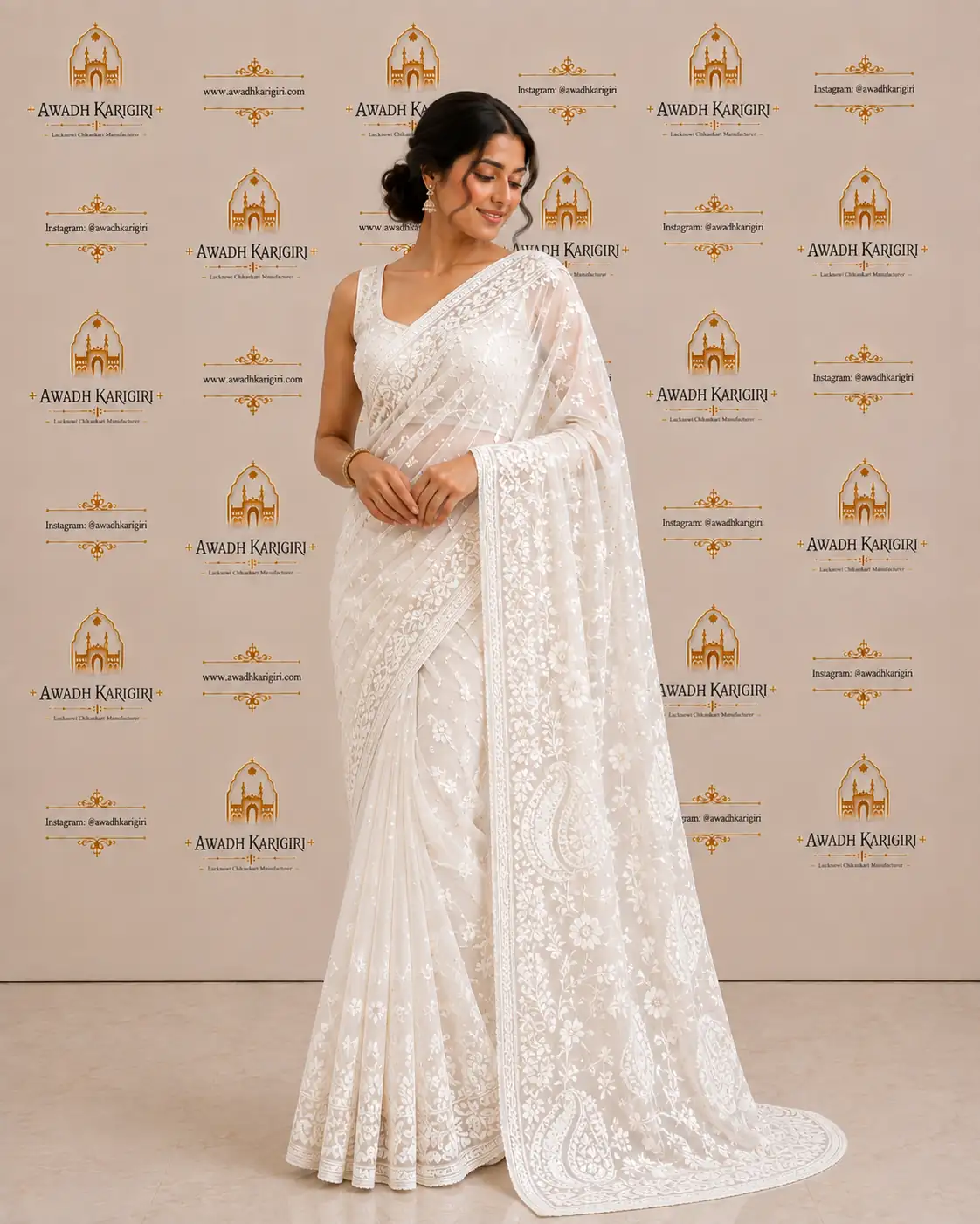 Kombination af Hedebosyning og Lucknow broderi sarees and dupattas
